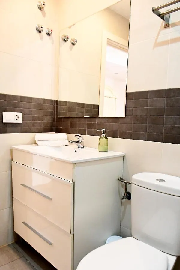 إشبيلية Ixte Alameda Apartments 0*,